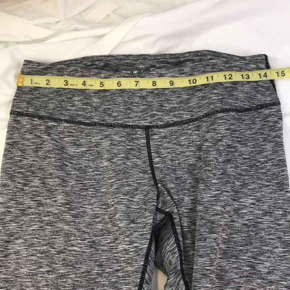 Reebok Athletic Black Heathered Leggings Size Medium - Picture 6 of 10